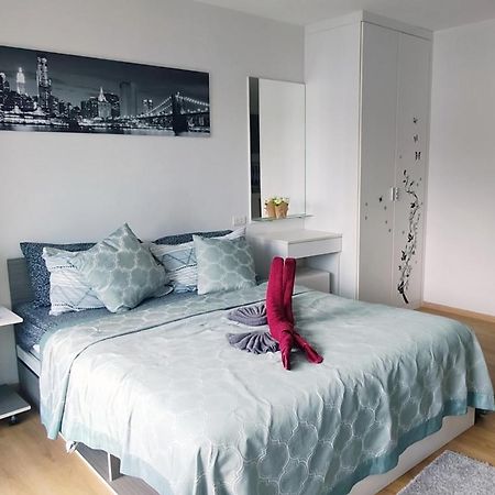 Superbe Studio Avec Salle De Bain Privee Kata Beach Phuket Phuket エクステリア 写真