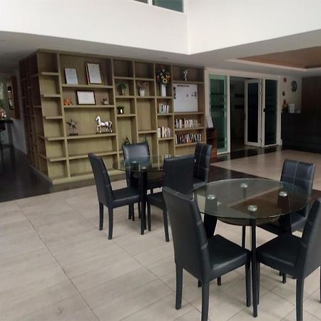 Superbe Studio Avec Salle De Bain Privee Kata Beach Phuket Phuket エクステリア 写真