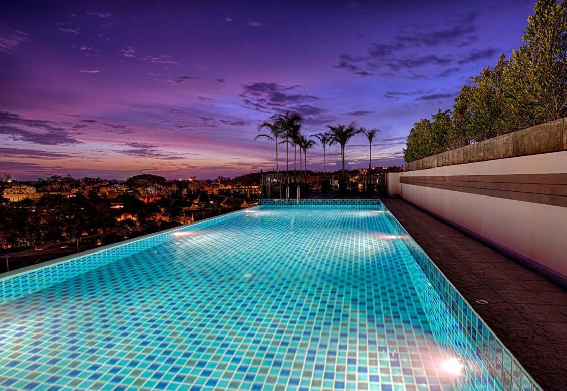 Superbe Studio Avec Salle De Bain Privee Kata Beach Phuket Phuket エクステリア 写真
