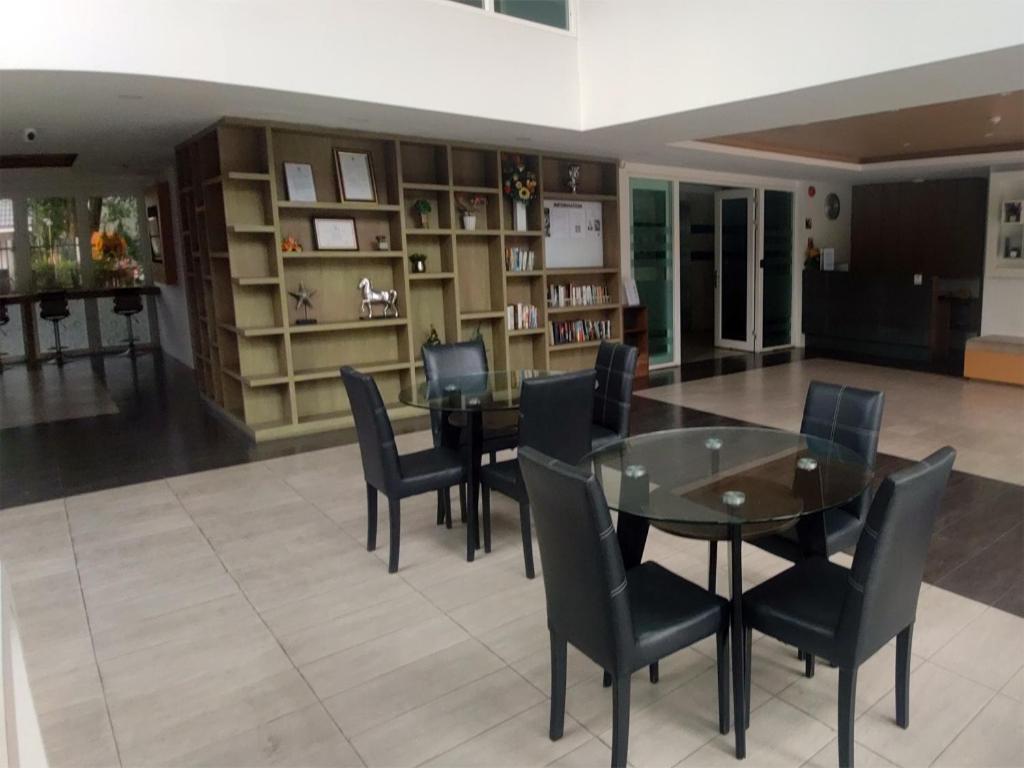 Superbe Studio Avec Salle De Bain Privee Kata Beach Phuket Phuket エクステリア 写真
